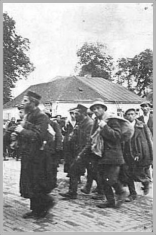 Jews being derported to Belzec